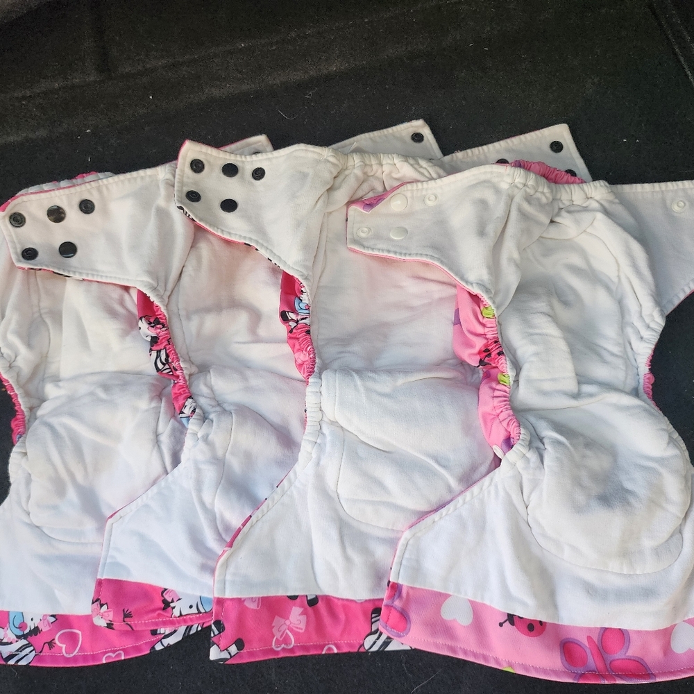 Cloth diapers - Picture 2 of 3